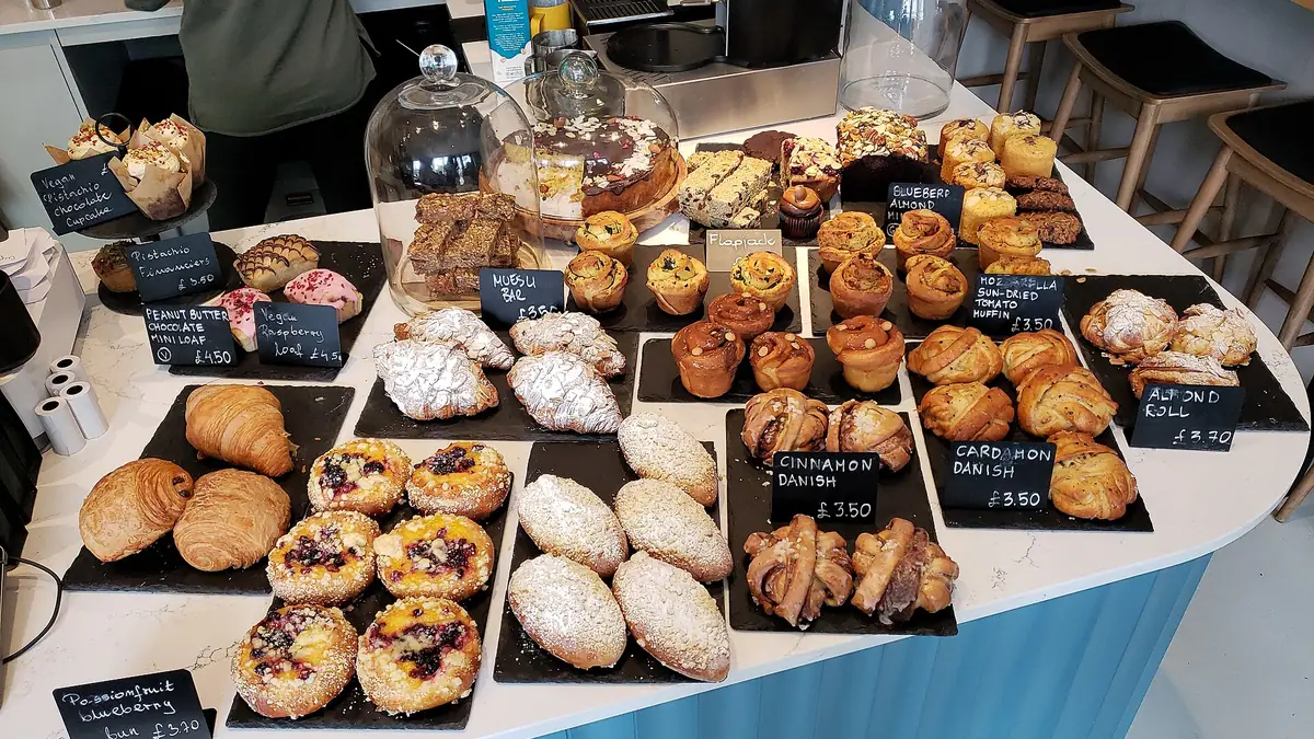 Rowes Bakery – bakery in Six Bells Estate, Merthyr Tydfil